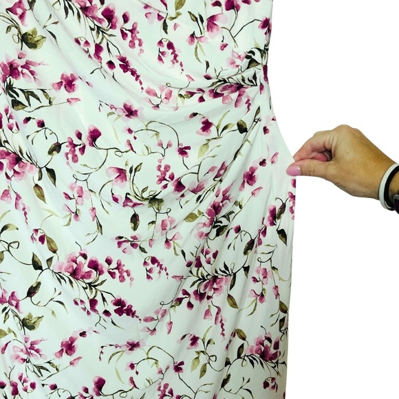Lauren Ralph Lauren Floral V-Neck Faux Wrap Ruched Dress Size 12 - Picture 2 of 5